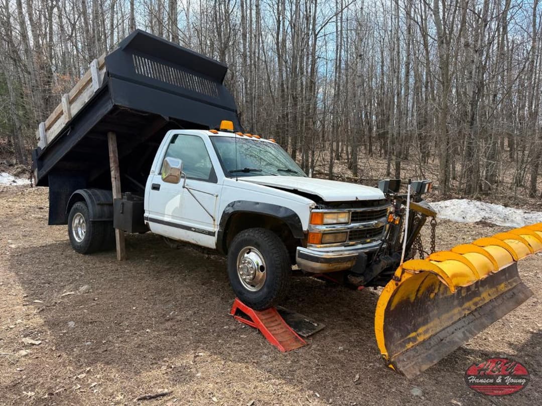 Image of Chevrolet 3500 Primary image