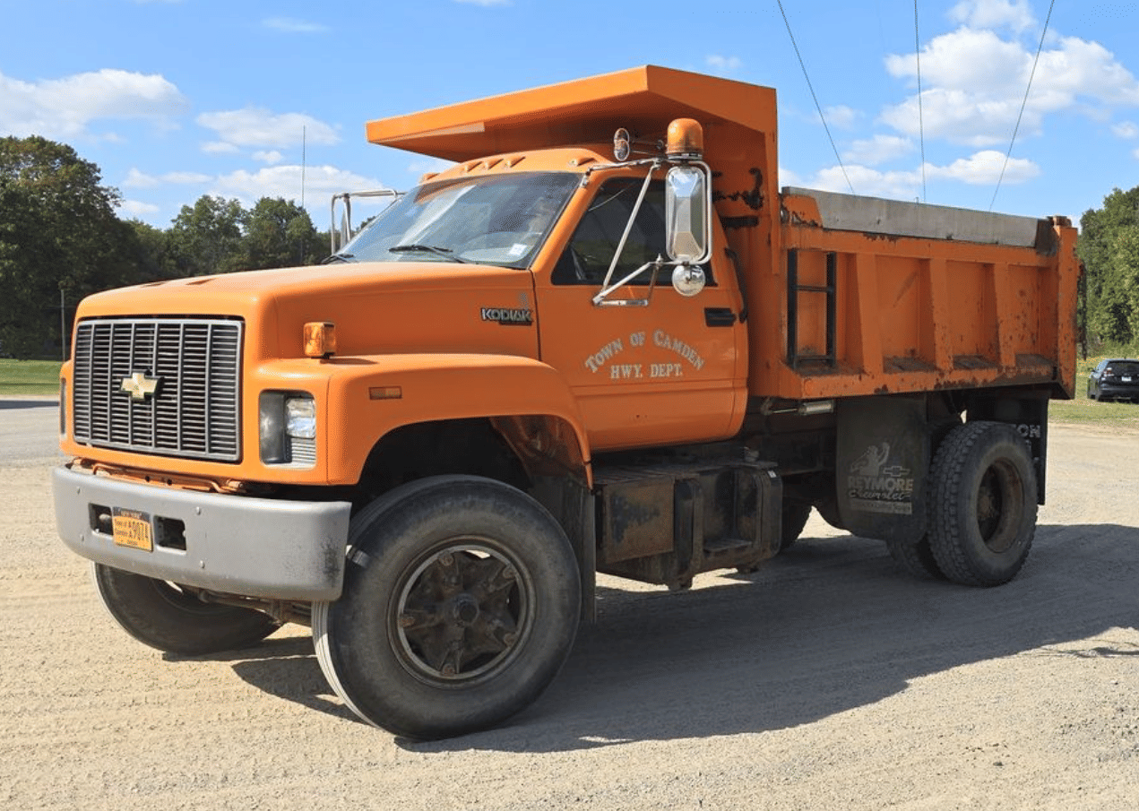 1995 Chevrolet Kodiak Equipment Image0