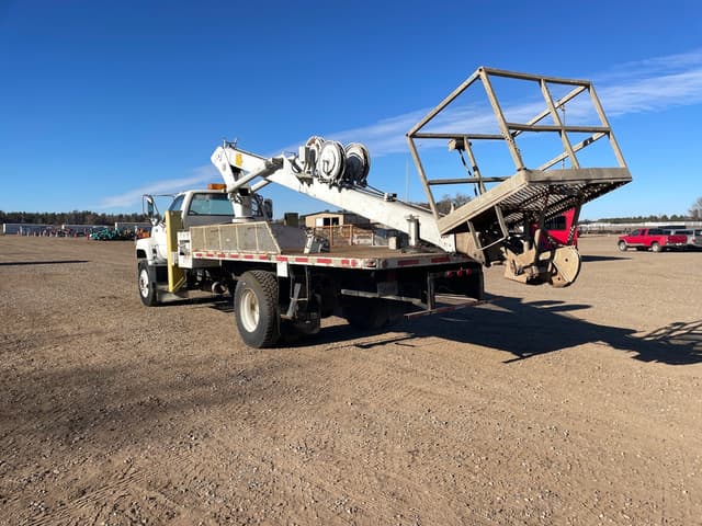 Image of Chevrolet Kodiak equipment image 2