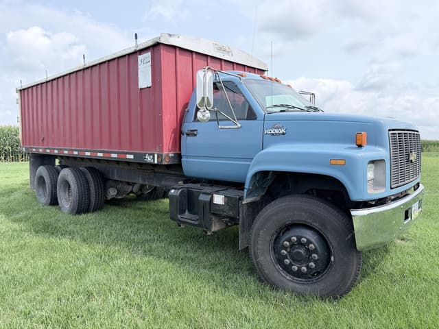 Image of Chevrolet Kodiak C8500 equipment image 2