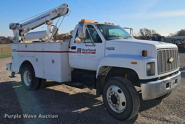 Image of Chevrolet Kodiak equipment image 2