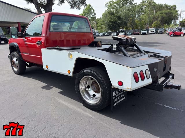 Image of Chevrolet 3500HD equipment image 3