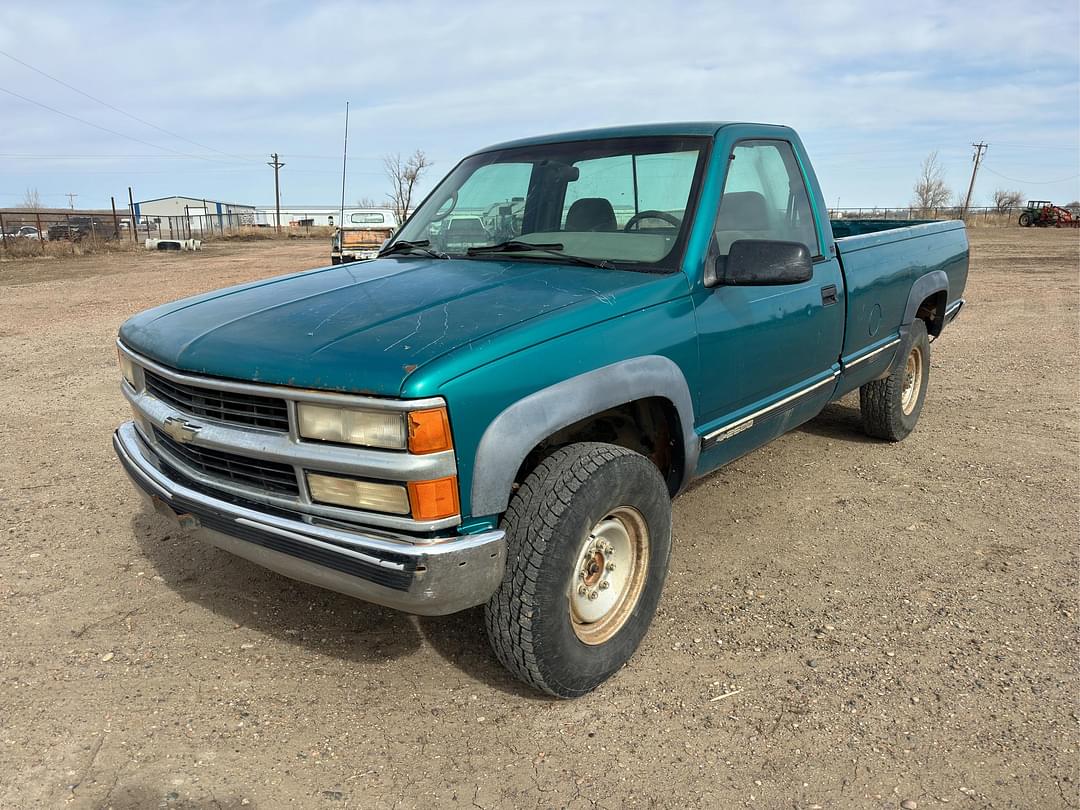 Image of Chevrolet 2500 Primary image