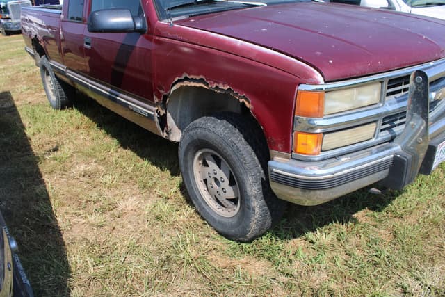 Image of Chevrolet 2500 equipment image 1