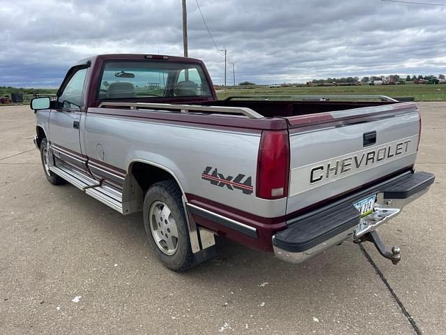 Image of Chevrolet 1500 equipment image 3