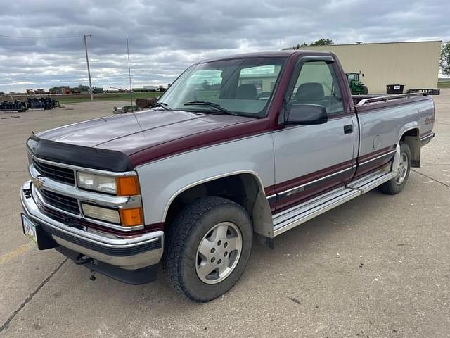 Image of Chevrolet 1500 equipment image 4