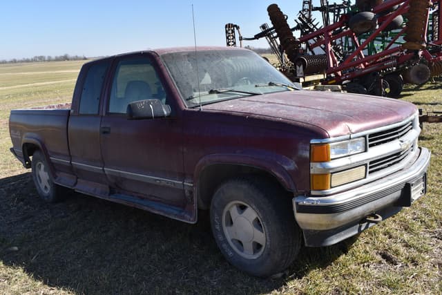 Image of Chevrolet 1500 equipment image 3