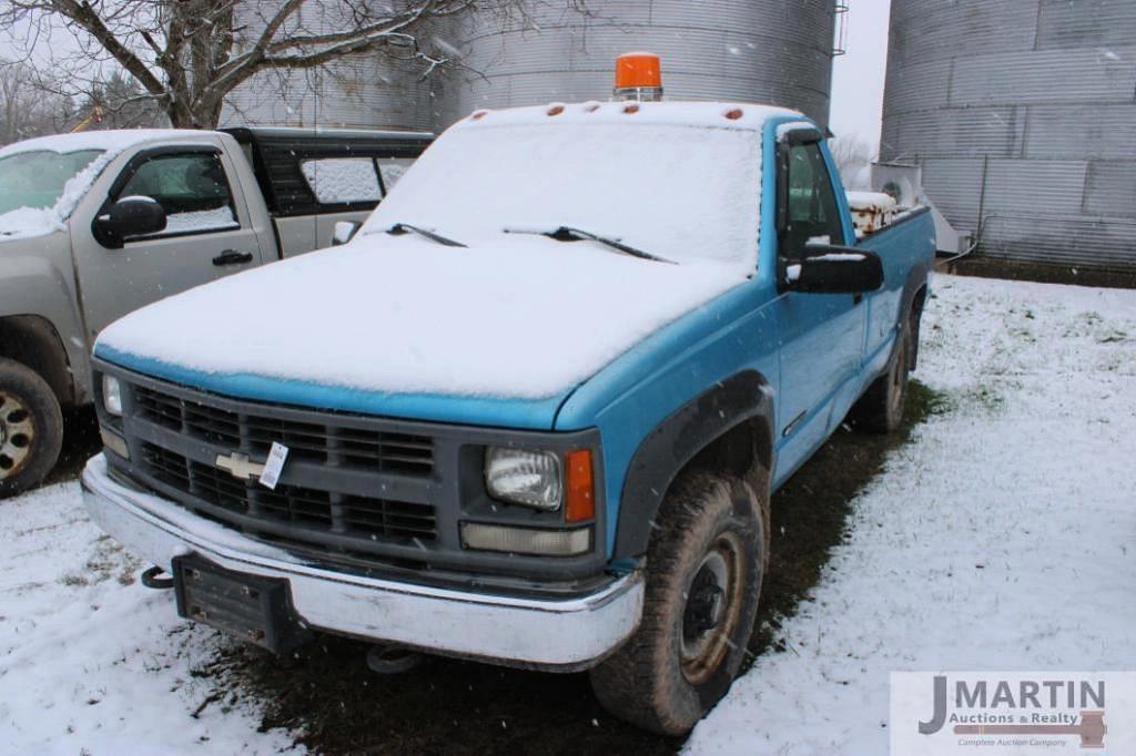 Image of Chevrolet 2500 Primary image