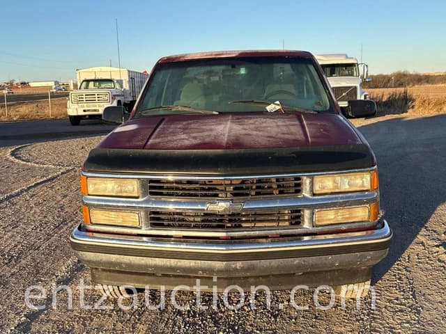 Image of Chevrolet 2500 equipment image 1