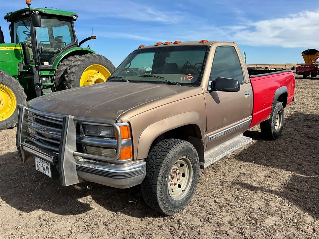 Image of Chevrolet 2500 Primary image