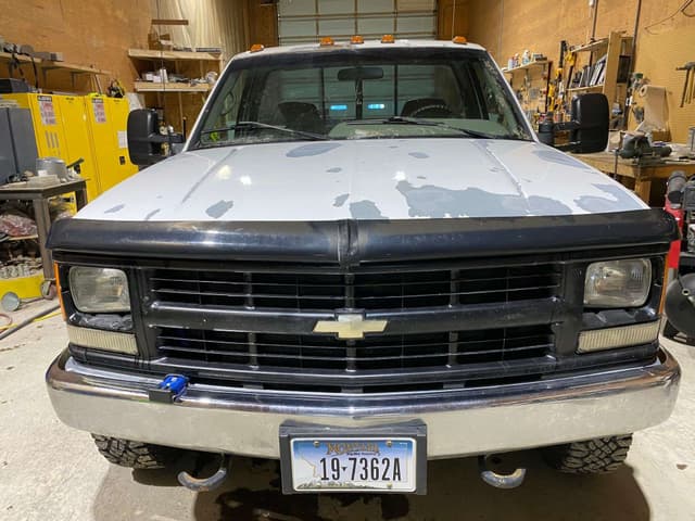 Image of Chevrolet 2500 equipment image 1