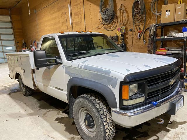 Image of Chevrolet 2500 equipment image 2