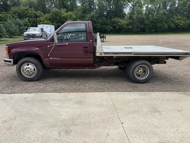 Image of Chevrolet 3500 equipment image 3