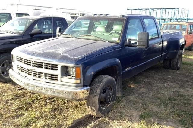 Image of Chevrolet 3500 equipment image 1