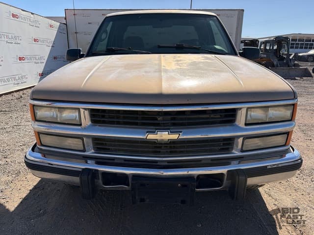 Image of Chevrolet 2500 equipment image 1