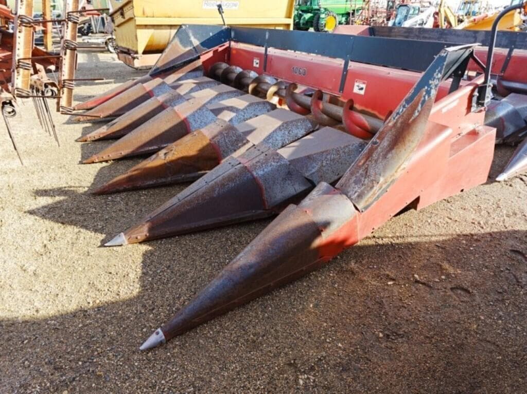 Image of Case IH 1063 Primary image