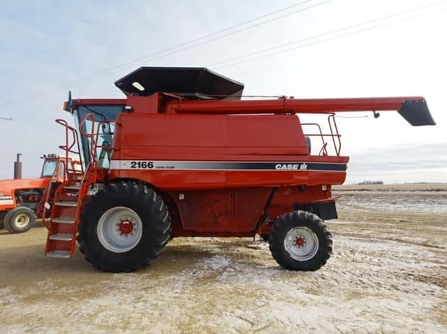 Image of Case IH 2166 equipment image 4