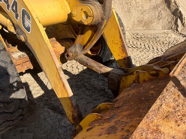 Image of John Deere 544G equipment image 1