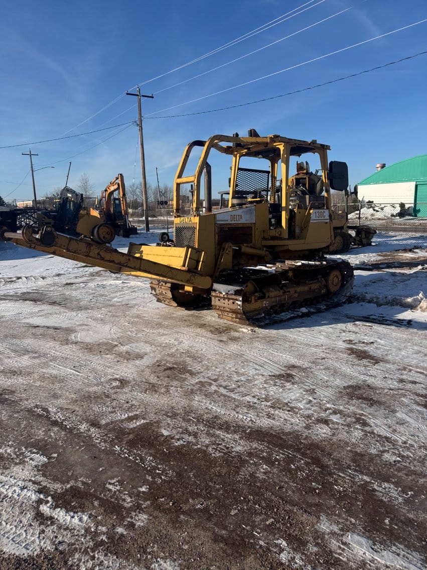 1995 Delta 130C Equipment Image0