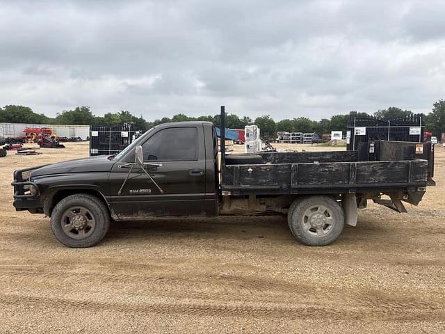 Image of Dodge Ram 2500 equipment image 1