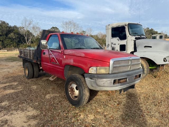 Image of Dodge Ram 3500 equipment image 1