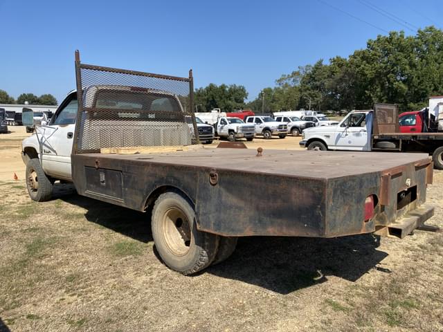 Image of Dodge Ram 3500 equipment image 1