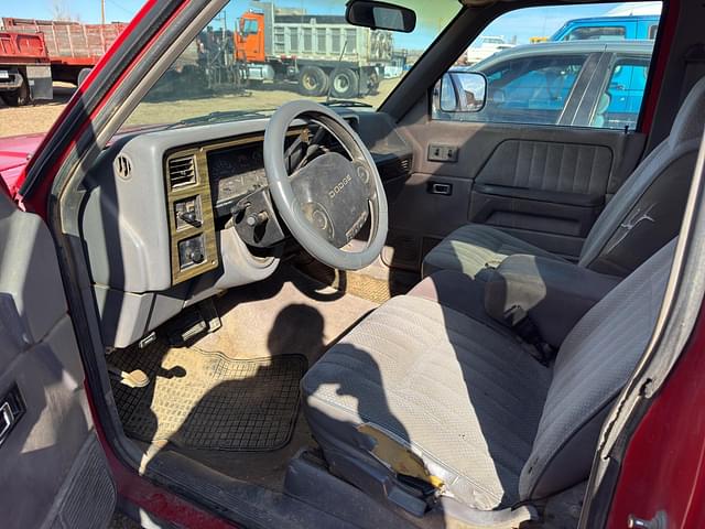 Image of Dodge Dakota equipment image 1