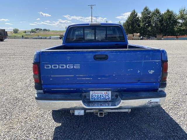 Image of Dodge Ram 1500 equipment image 3