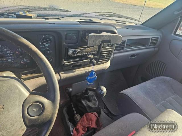 Image of Dodge Ram 1500 equipment image 4
