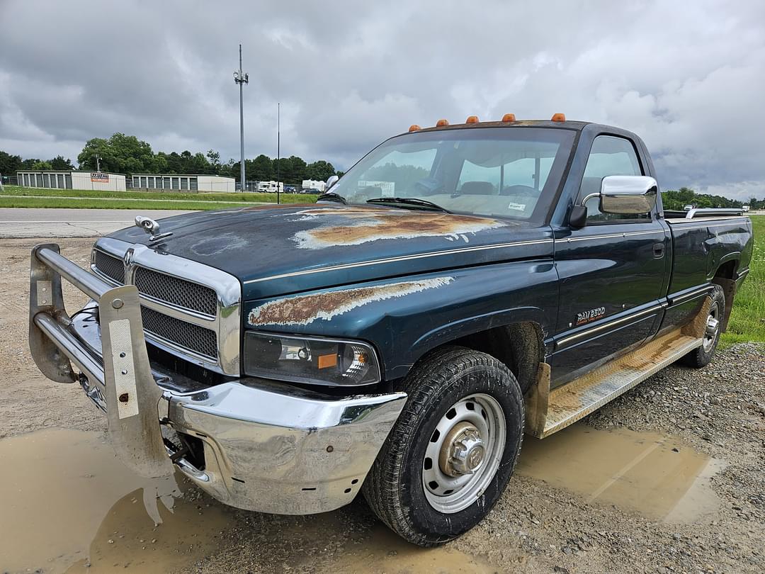 Image of Dodge Ram 2500 Primary image