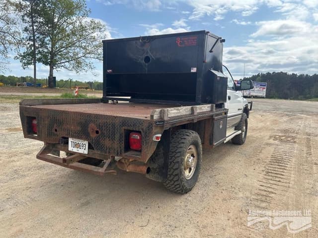 Image of Dodge Ram 2500 equipment image 4