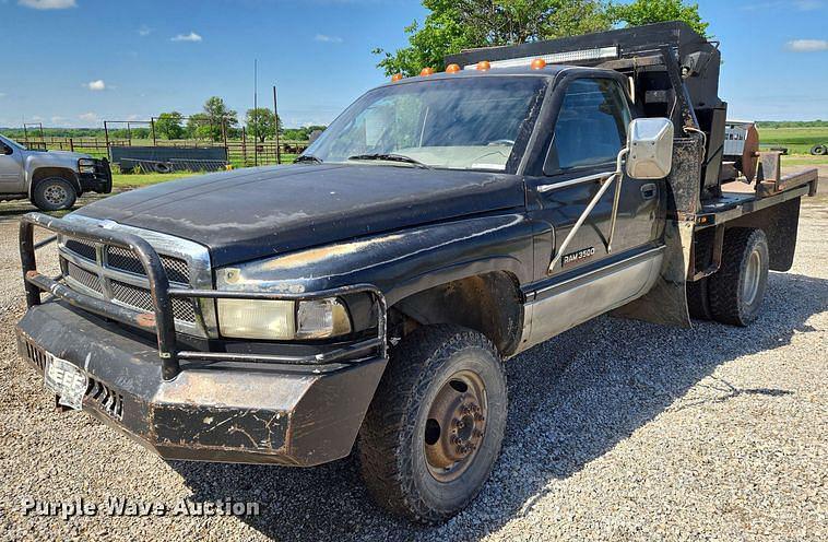 Image of Dodge Ram 3500 Primary image