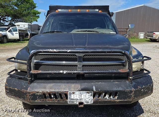 Image of Dodge Ram 3500 equipment image 1