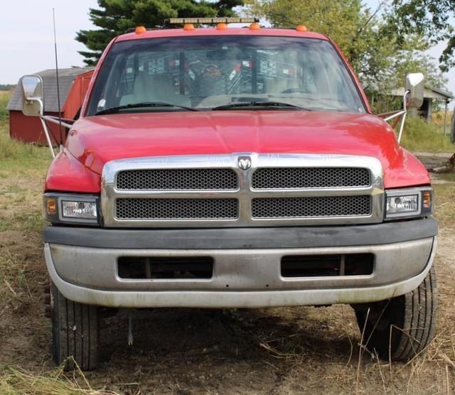 Image of Dodge Ram 3500 equipment image 1