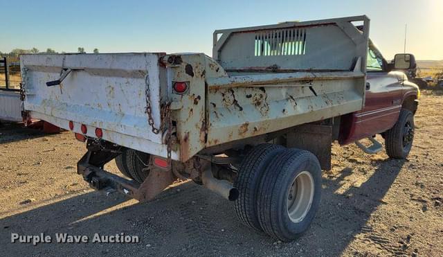 Image of Dodge Ram 3500 equipment image 4