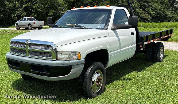 Image of Dodge Ram 3500 Primary image