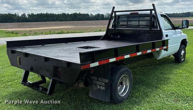 Image of Dodge Ram 3500 equipment image 4