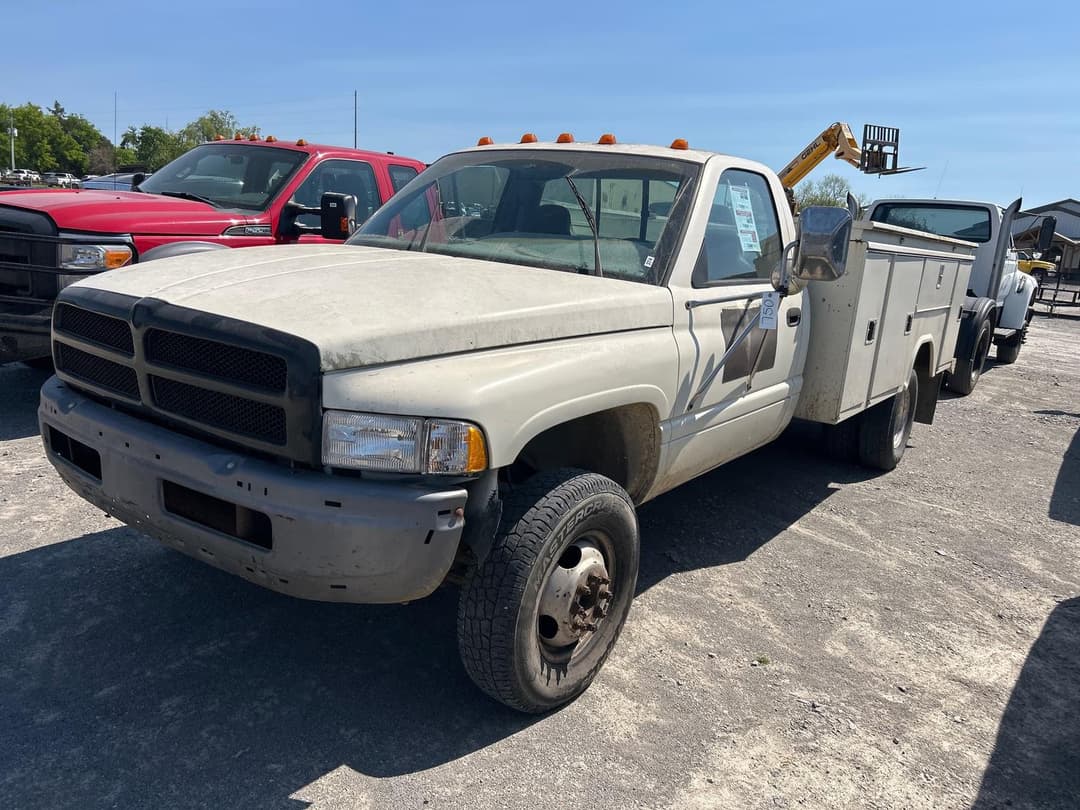 Image of Dodge Ram 3500 Primary image