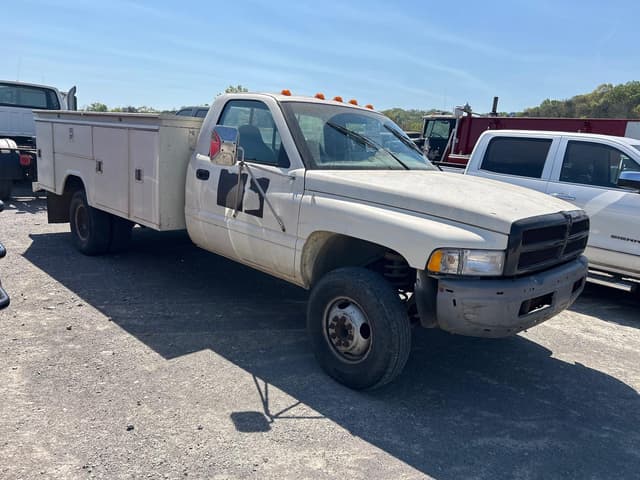 Image of Dodge Ram 3500 equipment image 1