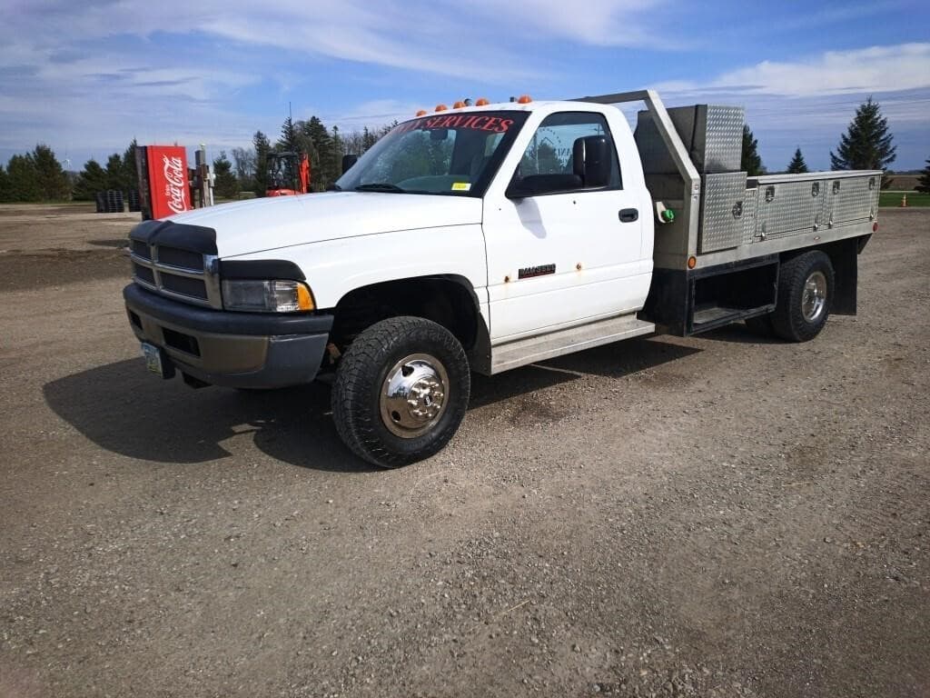 Image of Dodge Ram 3500 Primary image