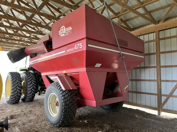 1995 E-Z Trail 475 Equipment Image0