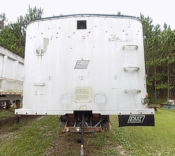 Image of East Dump Trailer equipment image 4
