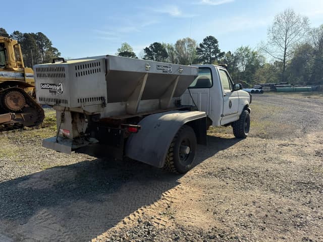 Image of Ford F-350 equipment image 2