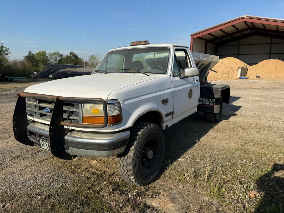Image of Ford F-350 Primary image