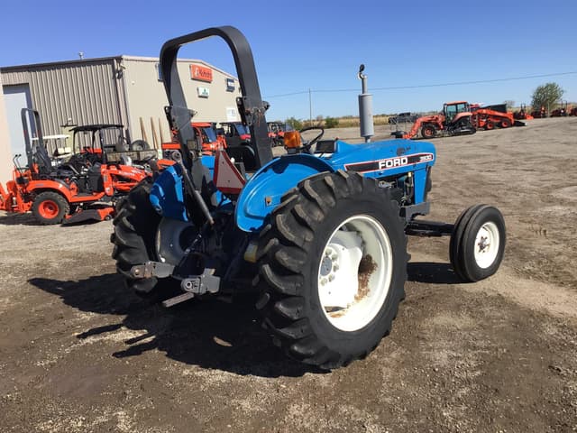 Image of Ford 3930 equipment image 4