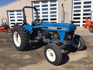 1995 Ford 3930 Image