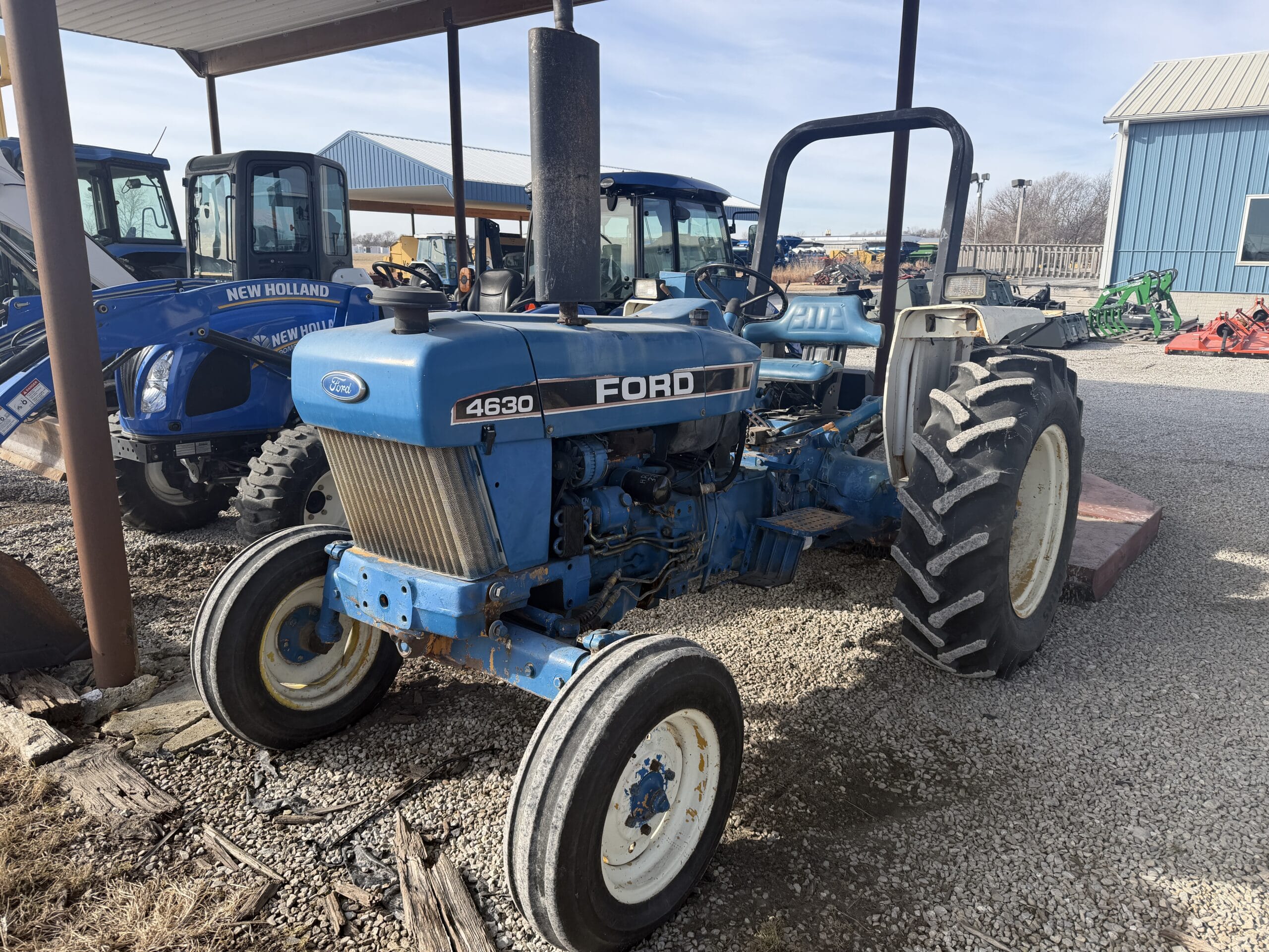 1995 Ford 4630 Equipment Image0