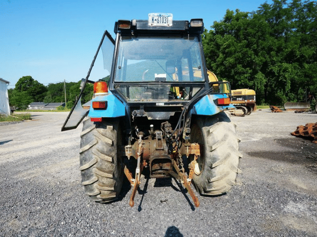Image of Ford 4630 equipment image 3