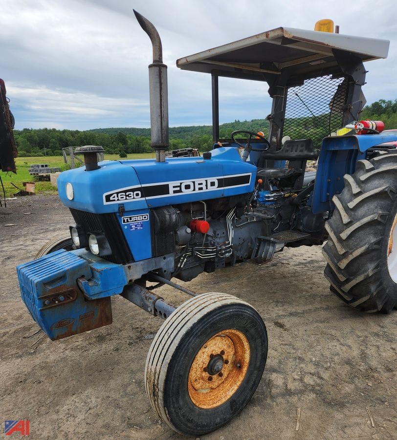 1995 Ford 4630 Equipment Image0