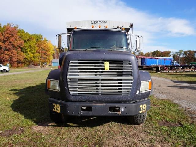 Image of Ford 9000 equipment image 1